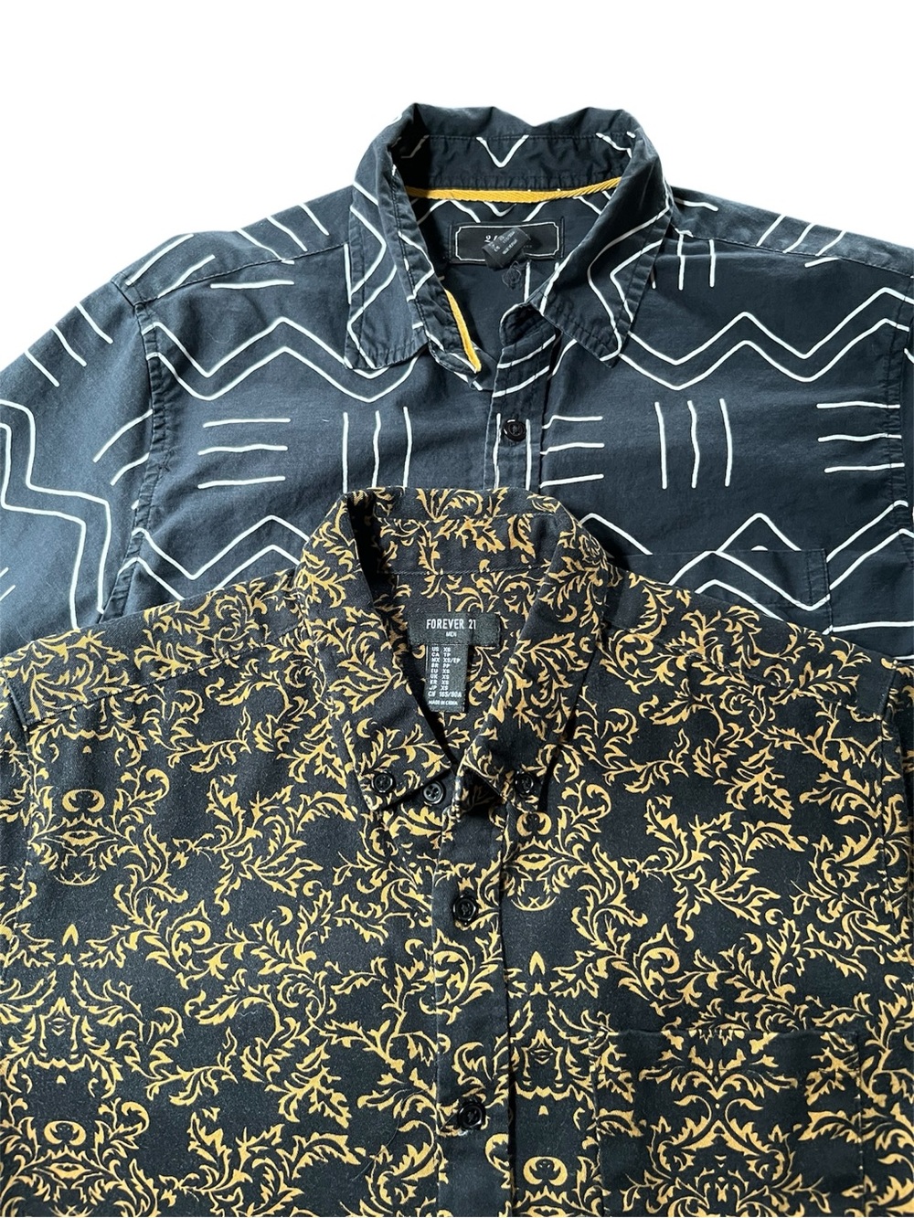 Forever 21 Men’s Patterned Button Up Bundle XS